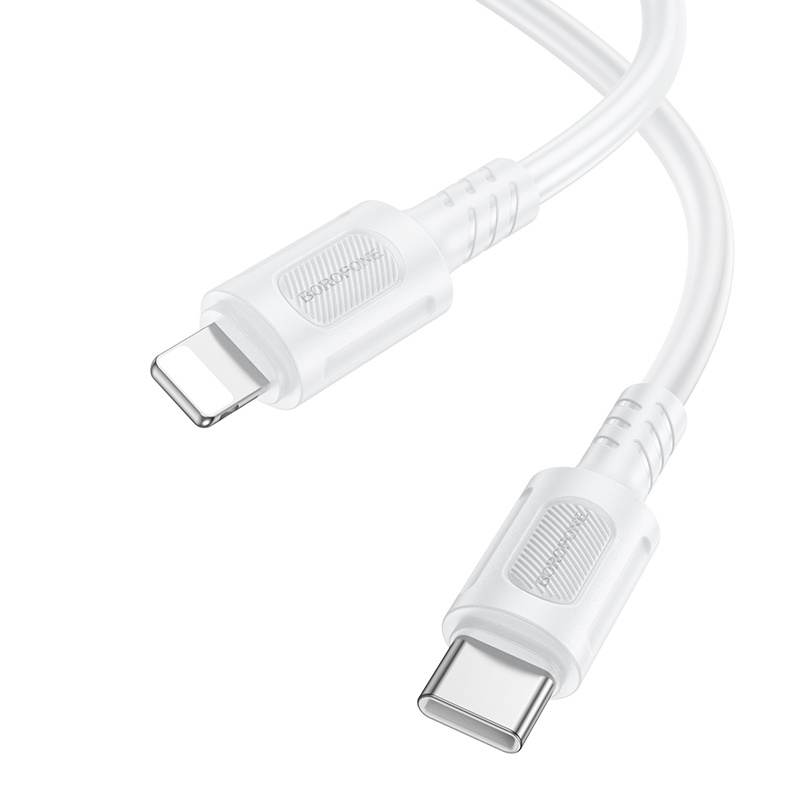 Stecker und Anschlüsse