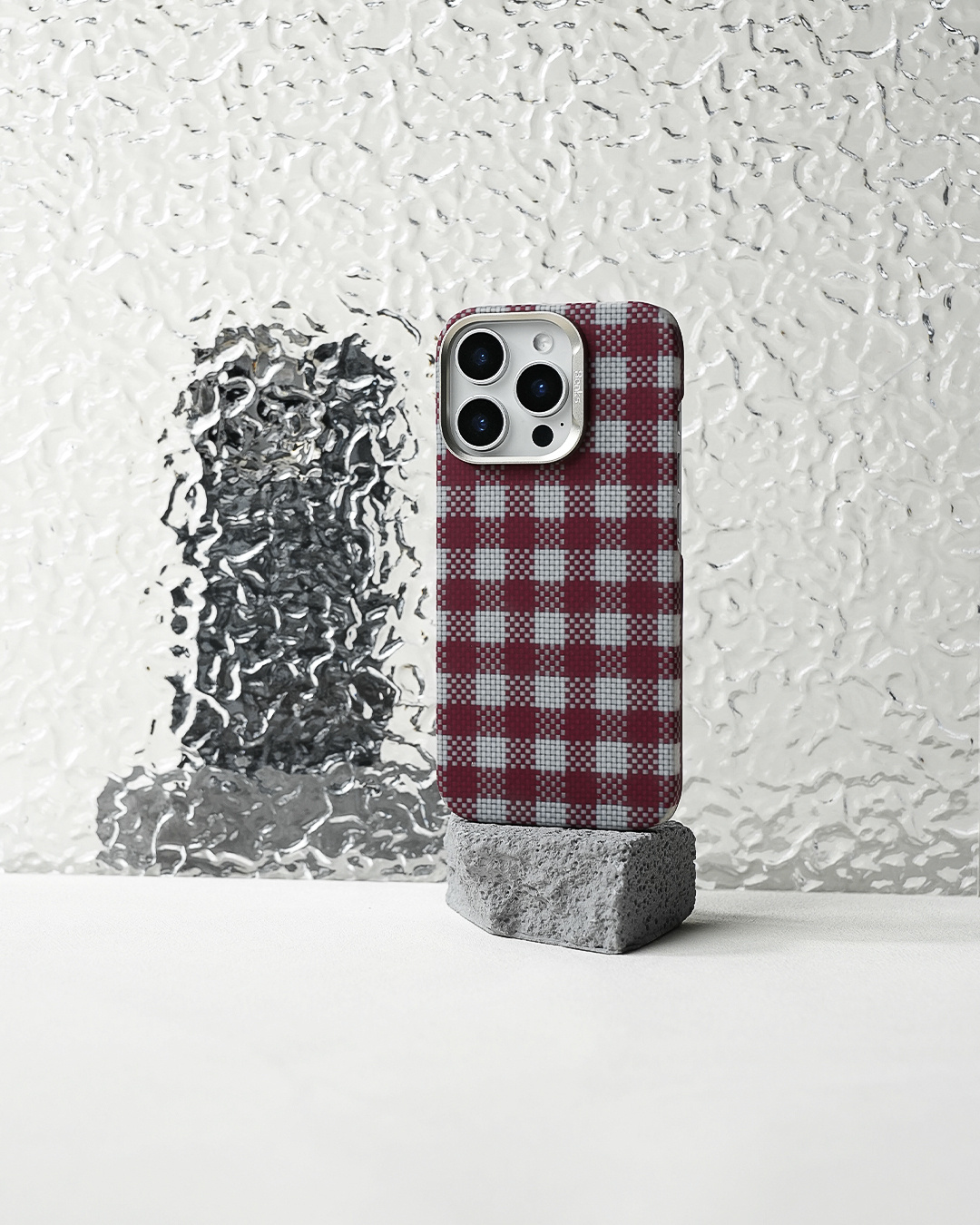 Die Benks Hülle am iPhone 16 Pro Max