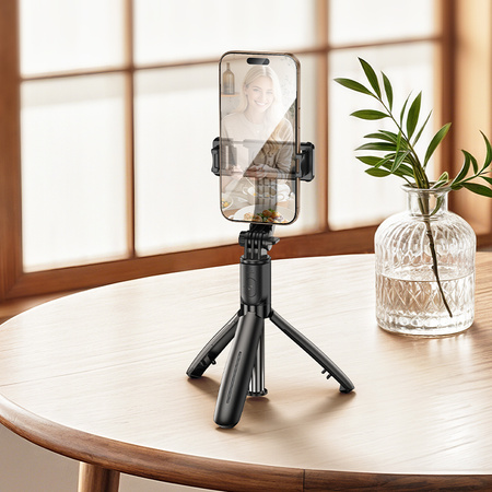 Borofone Uchwyt Selfie BY13 Nube bluetooth ze statywem i pilotem czarny