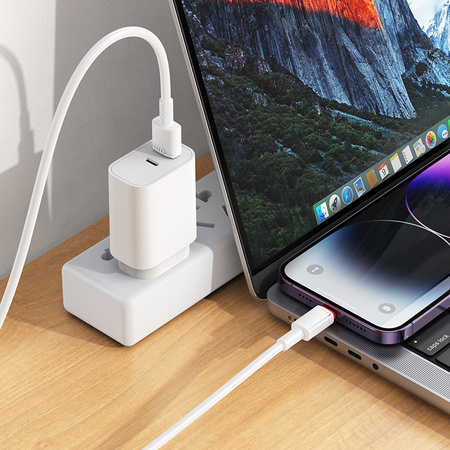 Borofone Kabel BX110 Beneficio - USB auf Lightning - 2,4A 1 m weiß